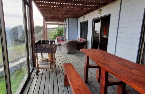 Pelluhue Casa | Casa Curanipe vista al mar independiente