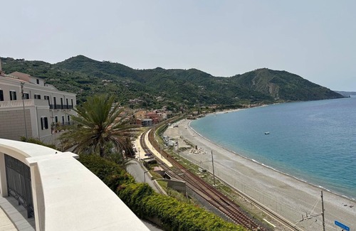 Gioiosa Marea Apartamento | Casa D'Amare