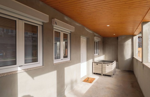 Paredes Casa | Casa da Petisqueira 88, Paredes - O Porto