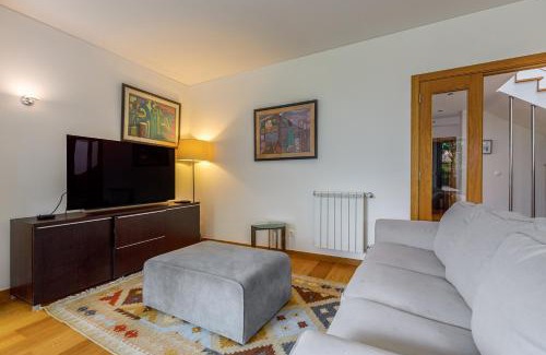 Cascais Casa | Casa das Fontes - House of Wells