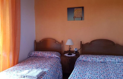 Figueras (Castropol) Casa | Casa de aldea Chacurro