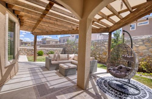 Biggs Field Casa | Casa De Arbol