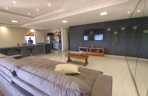 Itai Cabaña | Casa de Campo de Alto Padrão à Beira da Represa