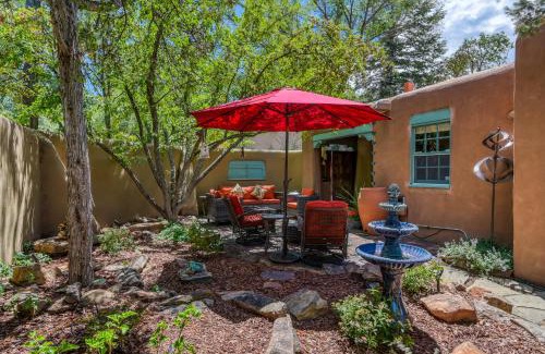 Historic Eastside Casa | Casa De Muneco