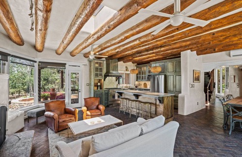 Tesuque Casa | Casa De Novo-Two Homes on Five Private Acres