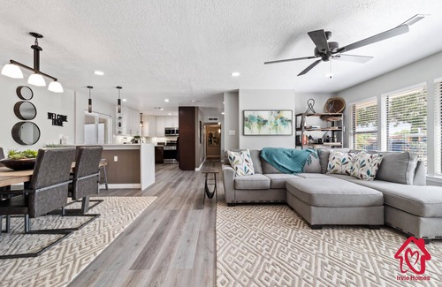Paradise Hills Civic Casa | Casa De Paradise Hills