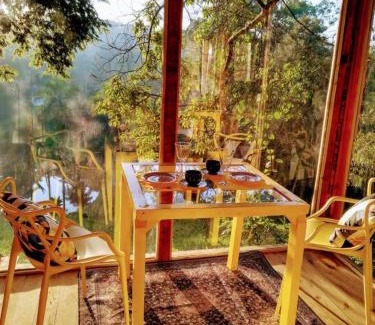 Itatiba Villa | Casa de Vidro II com Lago, cachoeira, piscina, caiaque, escorrega no Lago - 90km de São Paulo