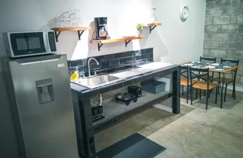 Roble Casa | Casa del Cafe-Familiar