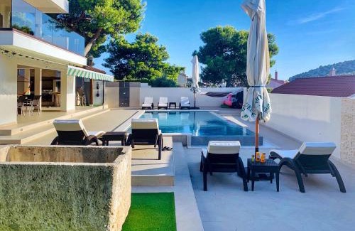 Razanj Villa | Casa del Capitano