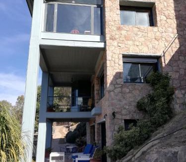 Villa Carlos Paz Casa | casa del lago -villa carlos paz