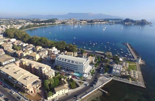 Corfu Town Casa | Casa del Mar-Mon Repo Beachfront Apt near Airport
