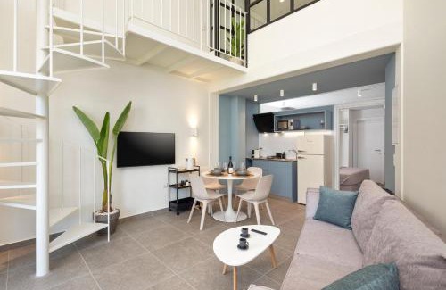 Corfu Town Casa | Casa del Mar-Mon Repo Beachfront Apt near Airport
