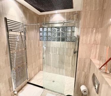 Roman Quarter Apartamento | Casa dell'Inno di Mameli