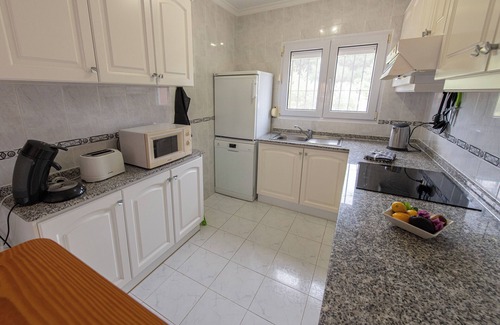 Les Deveses Casa | Casa Deveses, 2 Schlafzimmer, Privates Grundstück, 2 Minuten zu Fuß zum Strand