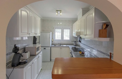Les Deveses Casa | Casa Deveses, 2 Schlafzimmer, Privates Grundstück, 2 Minuten zu Fuß zum Strand