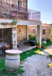 Petreto-Bicchisano Apartamento | Casa Di Minnana