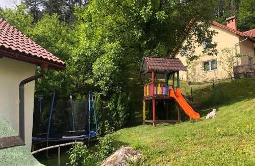 Poiana Marului Casa | Casa din gradina