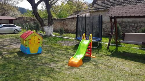 Vladeni Cama Y Desayuno | Casa Doboş