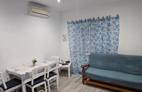 Sanlúcar de Barrameda Casa | Casa El Canario by Sanlúcar Housing