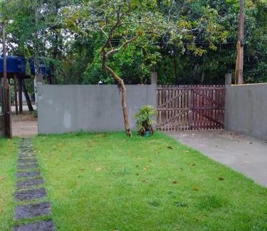 Ubatumirim Casa | Casa em Ubatumirim a 50 metros da praia