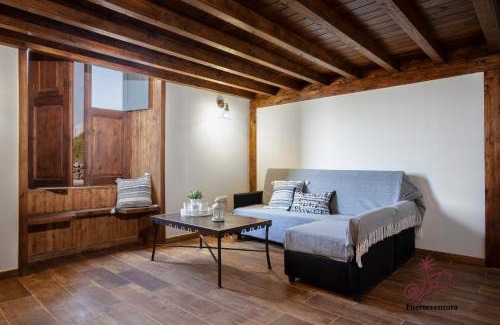 La Oliva Apartamento | Casa Emblemática "Casa del Cuartel"