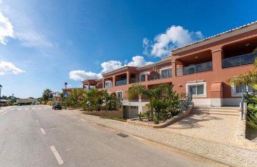 Atalaia Apartamento | Casa Eva, golfe, conforto, piscina e spa