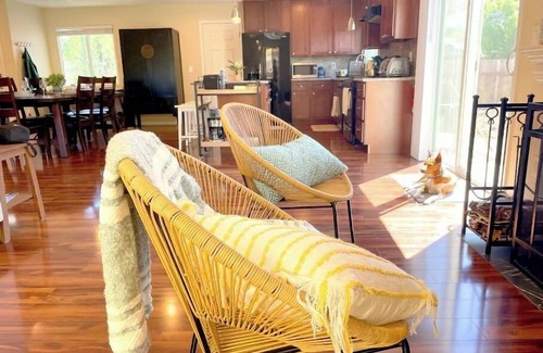 Concord Casa | Casa Familia - 4-br modern family home w/saltwater pool & spa