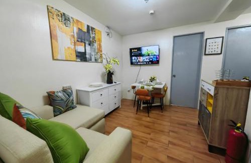 Sasa Apartamento | Casa Felicitas 3 -Spacious Comfy Cosy 2 Bdr Unit at Seawind Condominium