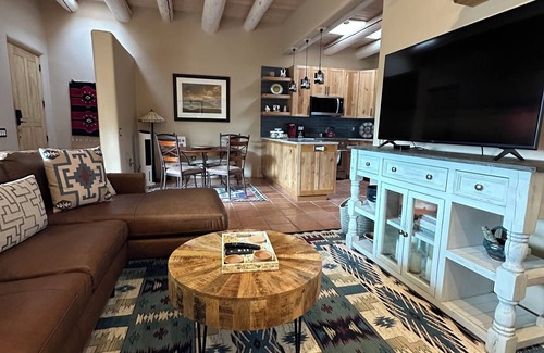 El Prado Condominio | Casa Feliz is waiting for you!