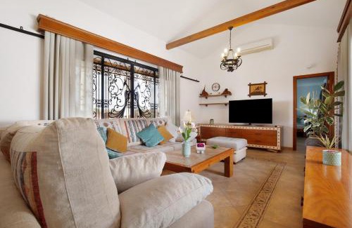 Triquivijate Casa | Casa Glory