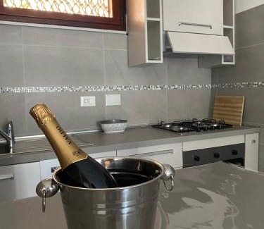 Vallecrosia Apartamento | Casa grigio perla