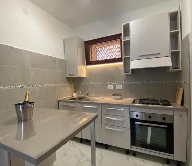 Vallecrosia Apartamento | Casa grigio perla