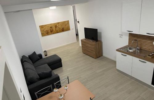 Lecco Apartamento | CASA IDEALE TIM Appartmanti moderni vicina al centro