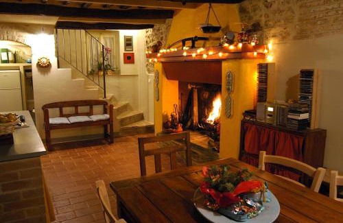 Collesanto Casa | Casa intera con giardino