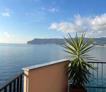Torre del Mare Apartamento | Casa Isola