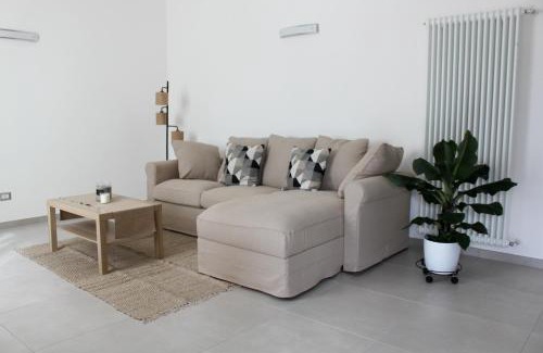 Tremezzina Casa | Casa Kika - Lenno by LoveComo