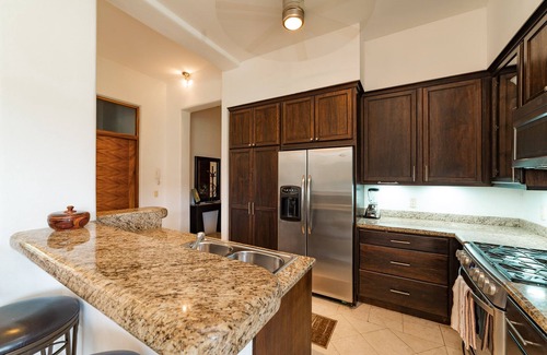 Playa Chahué Condominio | Casa Kiskadee - HUATULCO HAVEN - 3 BEDROOM STEPS FROM PLAYA CHAHUE AND CHEDRAUI