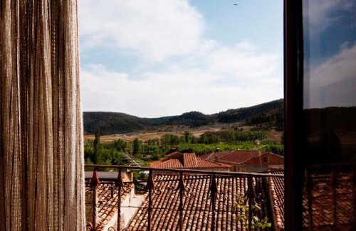 Calomarde Casa | Casa La Sabina Rural