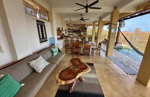 Mazunte Villa | Casa la Vista: New, luxury villa with infinity pool & ocean views