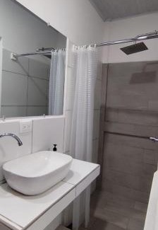 Leon Casa | Casa Las Graditas