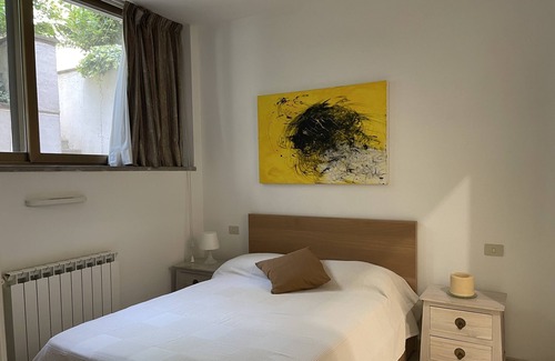 Camilluccia Apartamento | “Casa Lily” Maisonnette with garden view