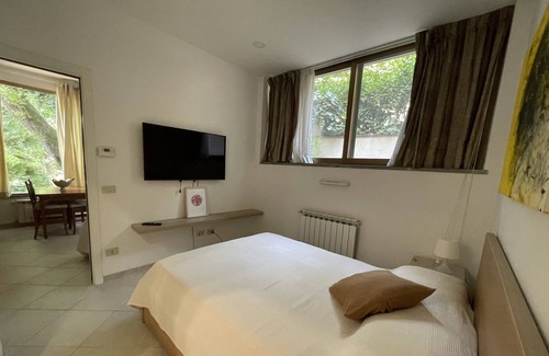 Camilluccia Apartamento | “Casa Lily” Maisonnette with garden view