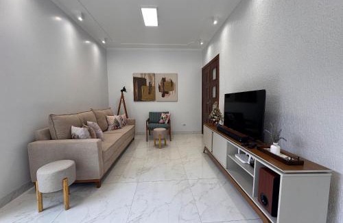 Ourinhos Casa | Casa linda e espaçosa, ar condicionado e 2 vagas