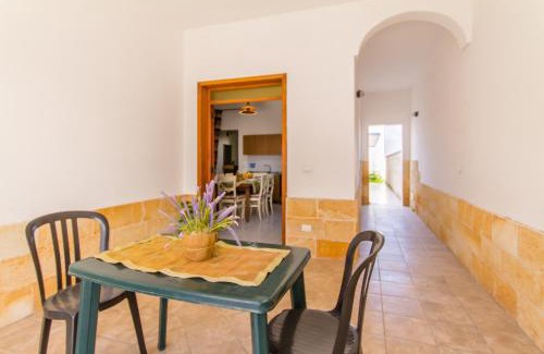Sant'Isidoro Apartamento | Casa Lory 1 Cosy near the Sea - Happy Rentals