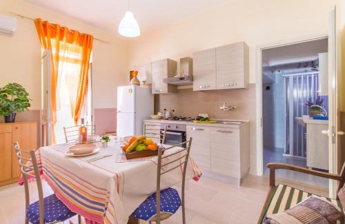 Sant'Isidoro Apartamento | Casa Lory 2 Cosy near the sea - Happy Rentals