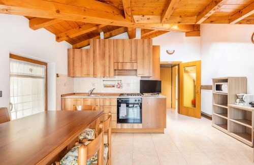 Ledro Apartamento | Casa Lucia 2 habitaciones con jardín a solo 100 metros del lago.