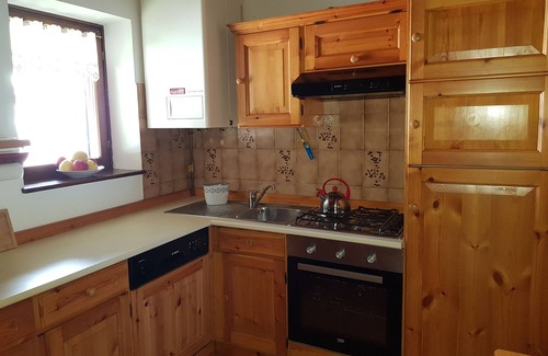 Tesero Apartamento | Casa Luisa Mountain View Apartment
