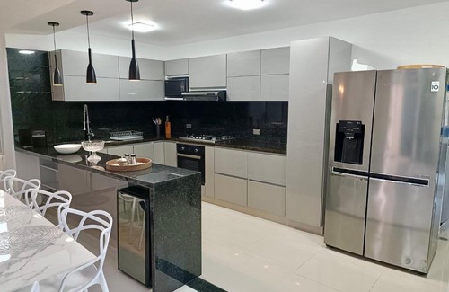 Girardot Casa | Casa Mafaba - Linda casa en el Condominio EL Peñon - 6 Hab