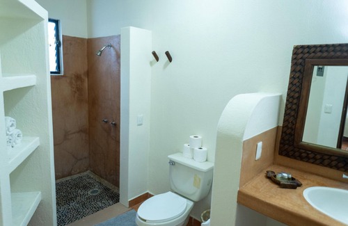 Troncones Cama Y Desayuno | Casa Manzanillo - Hotel Buy Out - Beach Front Location at Manzanillo Bay, 7 BR,