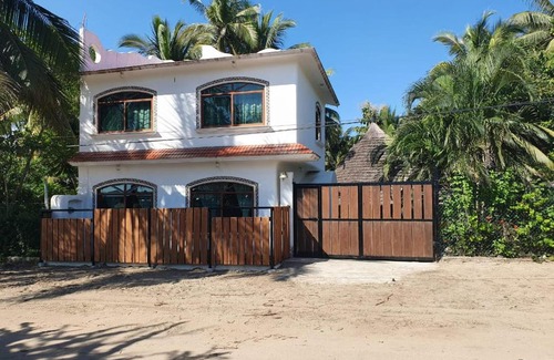 Playa Azul Cabina | Casa Marañones